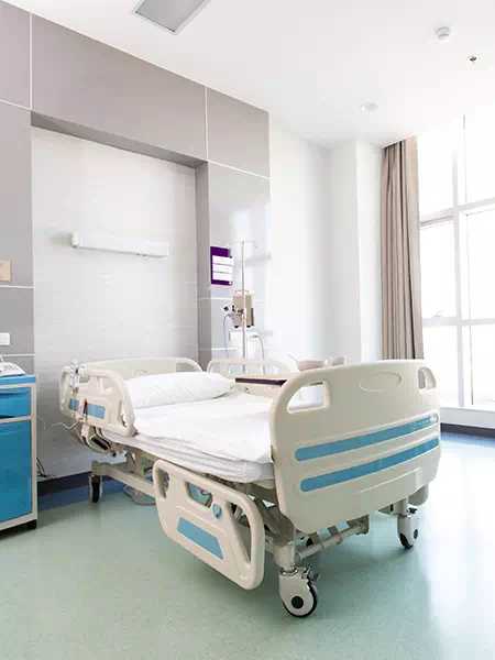 Letto elettrico in stanza di rsa a Reggio Emilia